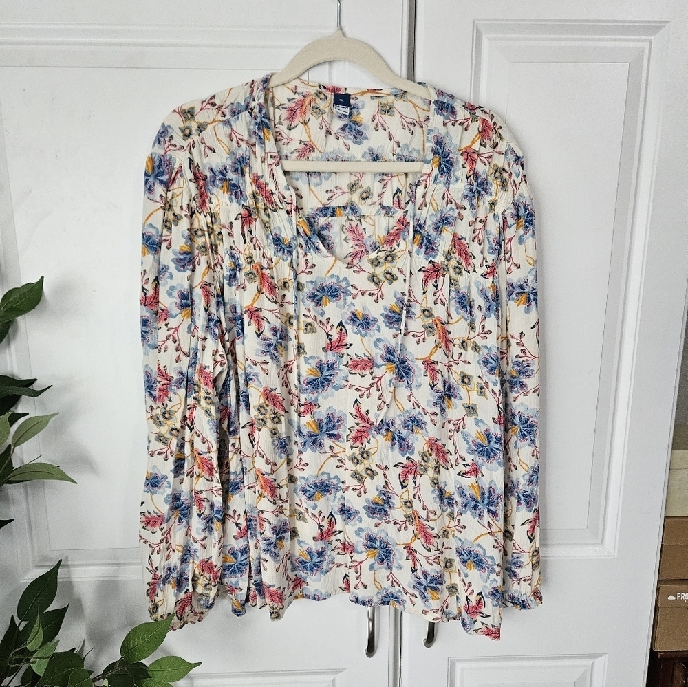 Old Navy Floral Blouse with Blue and Red Accents